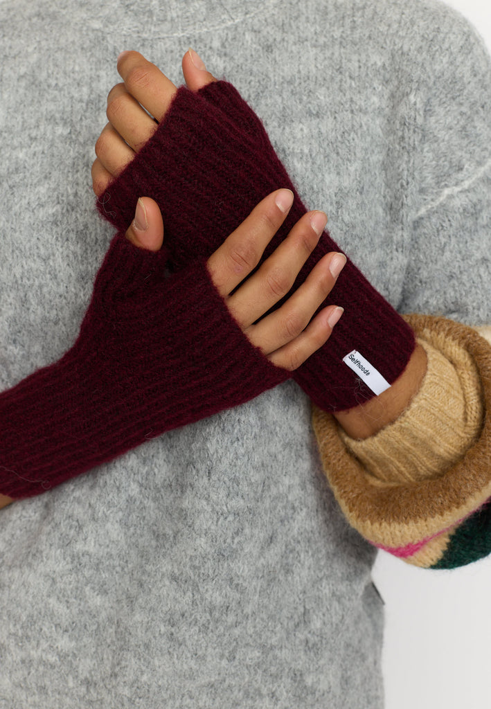 Selfhood Fluffy Half-Mittens Accessories Burgundy