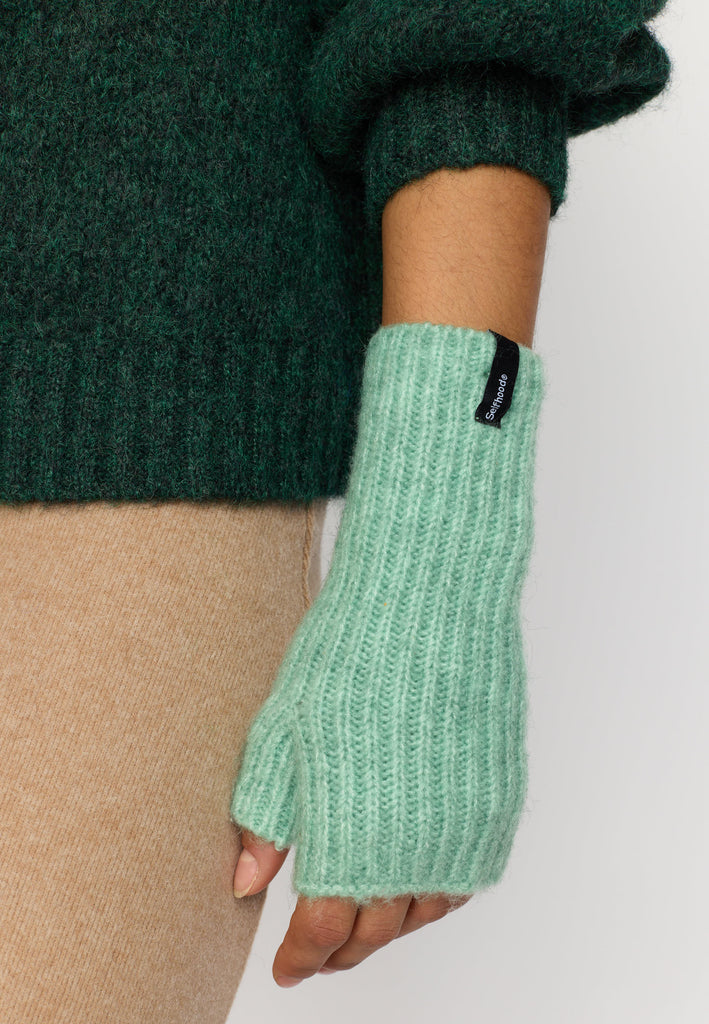 Selfhood Fluffy Half-Mittens Accessories Turquoise
