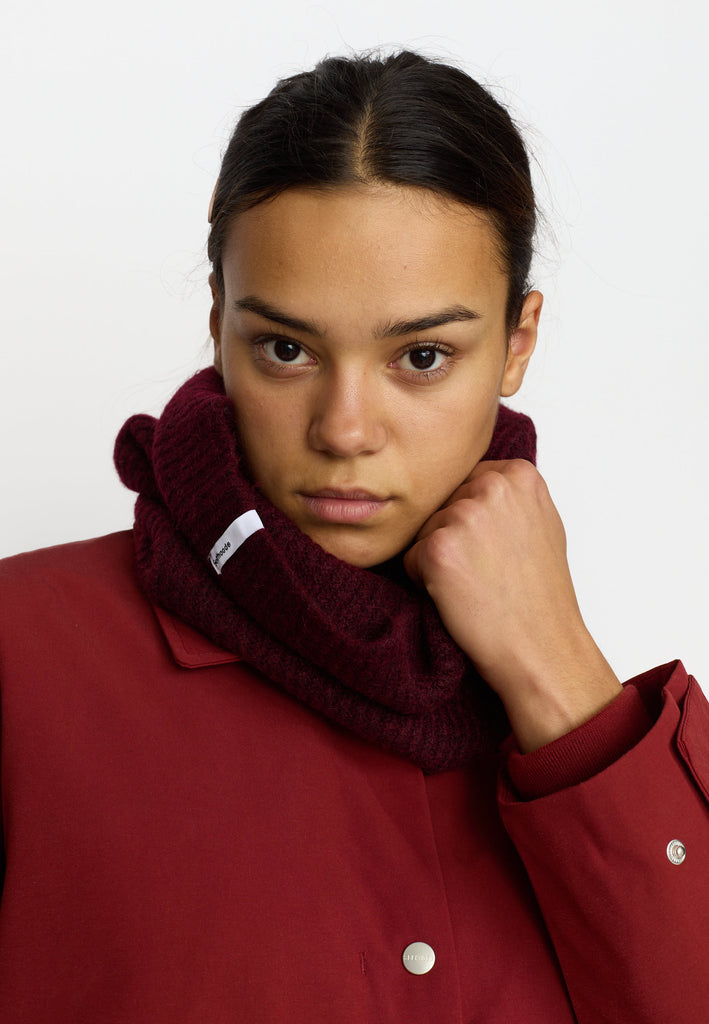 Selfhood Fluffy Tube Accessories Burgundy
