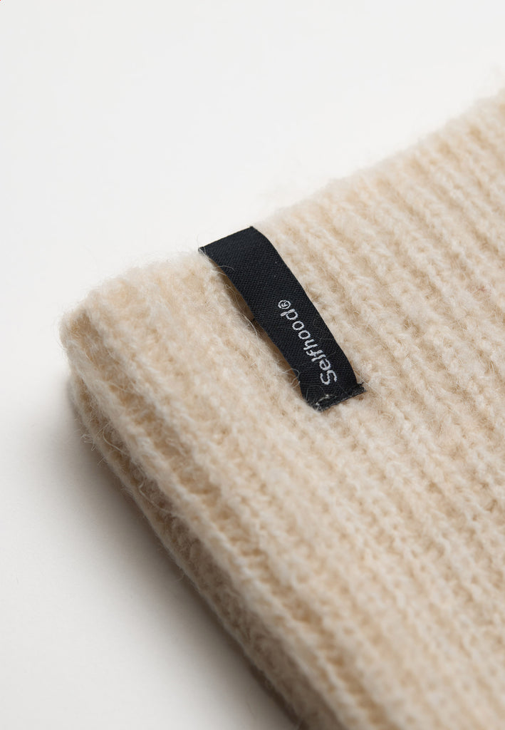 Selfhood Fluffy Tube Accessories Offwhite
