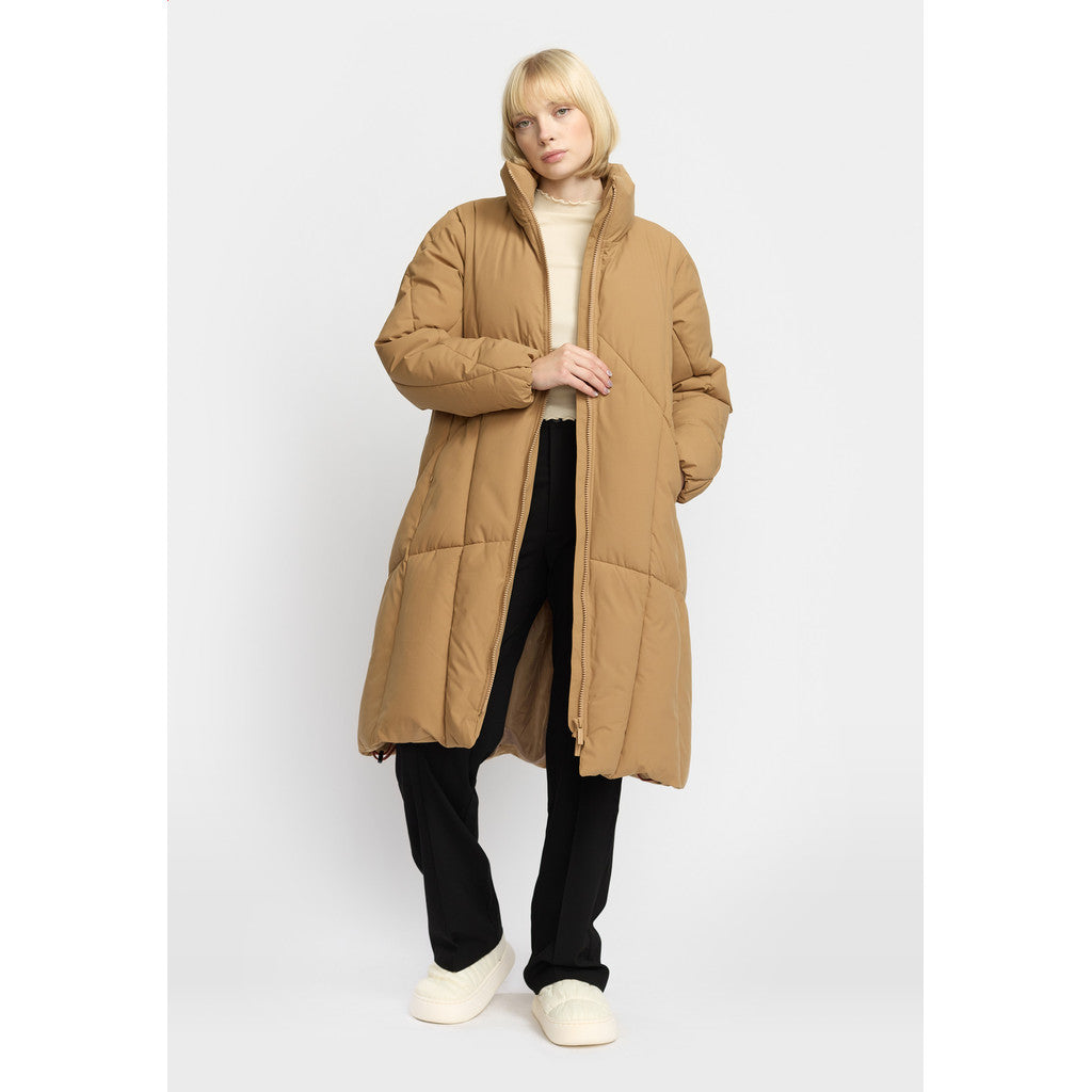 Selfhood Long Puffer Winter Outerwear Sand