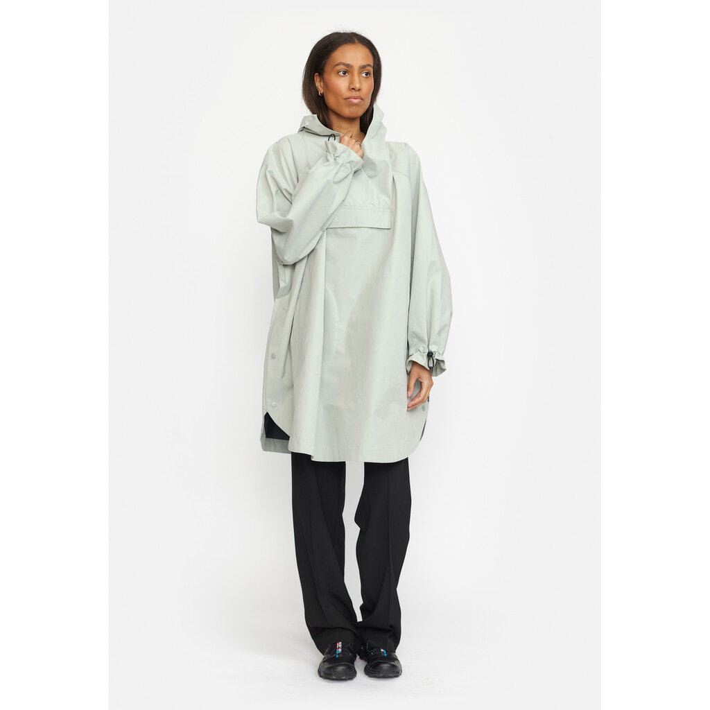 Selfhood Poncho Lightweight Outerwear Pale-mint