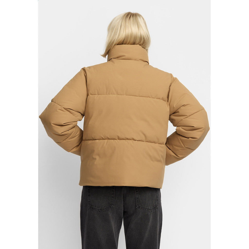 Selfhood Short Puffer Winter Outerwear Sand